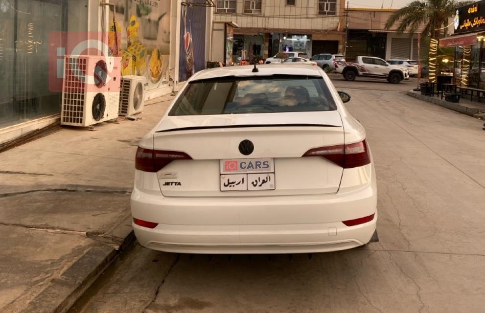 ڤۆڵکسواگن جێتا